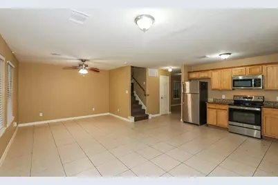 4918 N Cancun Drive, Houston, TX 77045 - Photo 6