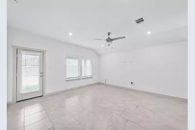 5002 Natchez Trace, Arcola, TX 77545 - Photo 4