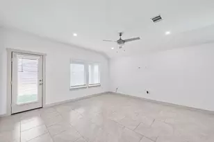 5002 Natchez Trce, Arcola, TX 77545 - Photo 4