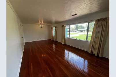 416 Azalea Drive, Baytown, TX 77520 - Photo 6
