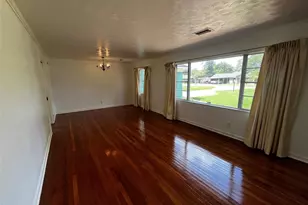 416 Azalea Dr, Baytown, TX 77520 - Photo 6