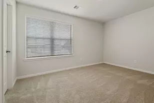 15870 Berry Hl Dr, Conroe, TX 77303 - Photo 20