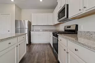 15870 Berry Hl Dr, Conroe, TX 77303 - Photo 8