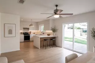 322 Broad Ripple Dr, Houston, TX 77336 - Photo 8