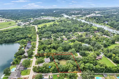 3147 Hughes Road, Dickinson, TX 77539 - Photo 4