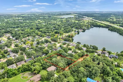 3147 Hughes Road, Dickinson, TX 77539 - Photo 2