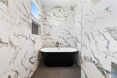 1112 Hogan Street, Houston, TX 77009 - Photo 18