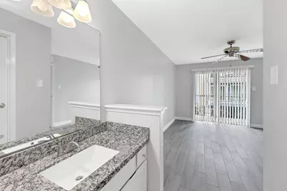 18519 Egret Bay Boulevard #1803, Webster, TX 77058 - Photo 18