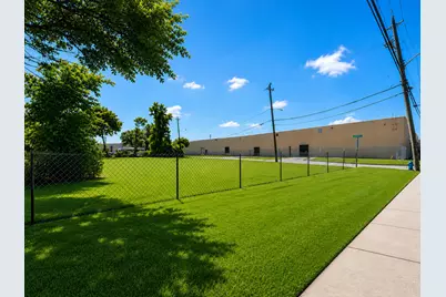 2002 Telephone Road, Houston, TX 77023 - Photo 1