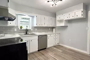 2106 35th, Orange, TX 77630 - Photo 8