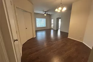 2213 S Braeswood Blvd, Houston, TX 77030 - Photo 1