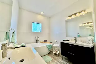 1914 Blodgett St, Houston, TX 77004 - Photo 34