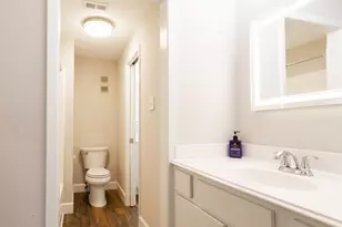 401 Lakeside Ln, Nassau Bay, TX 77058 - Photo 24