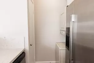 401 Lakeside Ln, Nassau Bay, TX 77058 - Photo 14