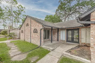 16911 Summit Oaks Lane, Spring, TX 77379 - Photo 2