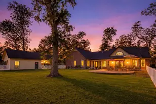 350 Pecan Estates Rd, Angleton, TX 77515 - Photo 8