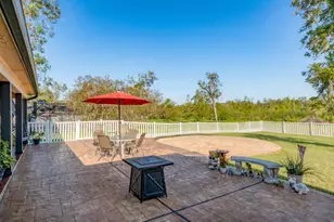 350 Pecan Estates Rd, Angleton, TX 77515 - Photo 12