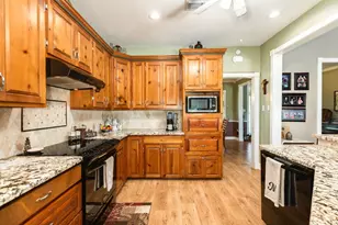 350 Pecan Estates Rd, Angleton, TX 77515 - Photo 24