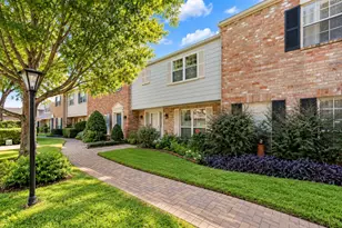 5851 Doliver Dr, Houston, TX 77057 - Photo 40