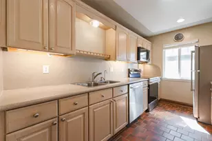 5851 Doliver Dr, Houston, TX 77057 - Photo 14
