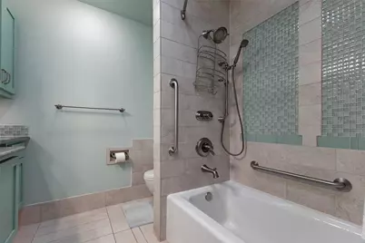 5851 Doliver Drive #22, Houston, TX 77057 - Photo 30
