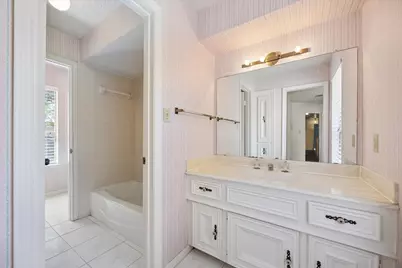 635 Anchorage Lane, Houston, TX 77079 - Photo 20