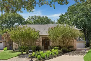 635 Anchorage Ln, Houston, TX 77079 - Photo 1