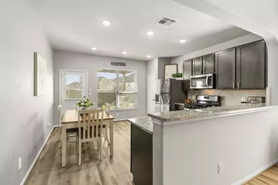 2819 Preston Place Court, Conroe, TX 77304 - Photo 8