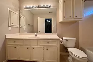 4006 Hunnington Dr, Conroe, TX 77303 - Photo 20