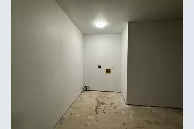 4006 Hunnington Drive, Conroe, TX 77303 - Photo 14