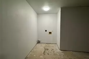 4006 Hunnington Dr, Conroe, TX 77303 - Photo 14