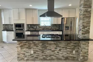 5607 Braesvalley Dr, Houston, TX 77096 - Photo 2