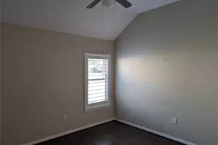 18627 Summercliff Ln, Tomball, TX 77377 - Photo 14