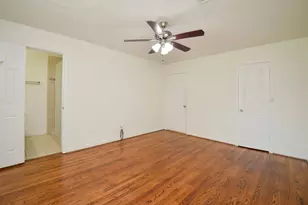 5515 Saxon Dr, Houston, TX 77092 - Photo 12