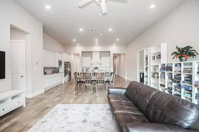 10210 Majestic Court, Missouri City, TX 77459 - Photo 8