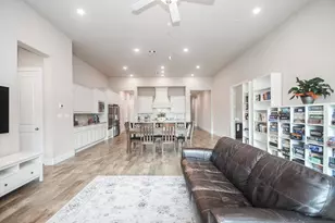 10210 Majestic Ct, Missouri City, TX 77459 - Photo 8