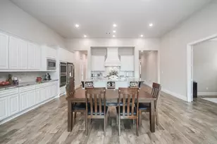 10210 Majestic Ct, Missouri City, TX 77459 - Photo 10