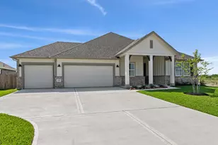 12106 Old Fashion Cir, Mont Belvieu, TX 77535 - Photo 1