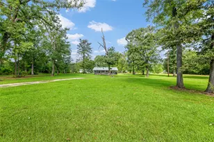40 Briar Dr, Shepherd, TX 77371 - Photo 8