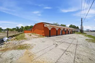 7715 W Hardy Rd, Houston, TX 77022 - Photo 2