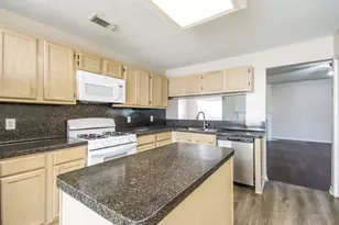 7131 Maple Walk Dr, Humble, TX 77346 - Photo 8