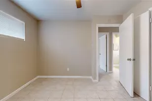 5017 Mallow St, Houston, TX 77033 - Photo 20