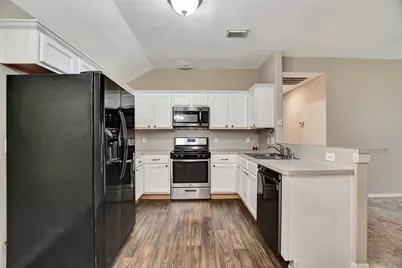 24211 Soft Pine Drive, Houston, TX 77336 - Photo 10