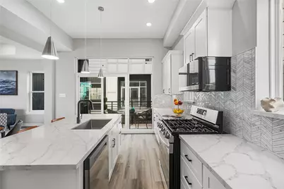 1222 W 18th Street, Houston, TX 77008 - Photo 4