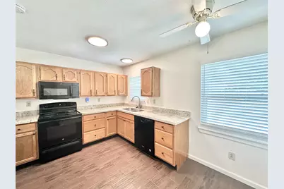 10118 Spotted Horse Drive, Houston, TX 77064 - Photo 10