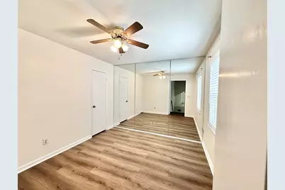 10118 Spotted Horse Drive, Houston, TX 77064 - Photo 12