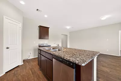 1814 Welsh Canyon Court, Richmond, TX 77469 - Photo 18