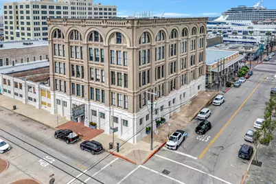 2400 Mechanic Street, Galveston, TX 77550 - Photo 6