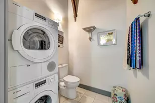 2400 Mechanic St, Galveston, TX 77550 - Photo 24