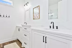 2301 Trinidad Dr, Crystal Beach, TX 77650 - Photo 28